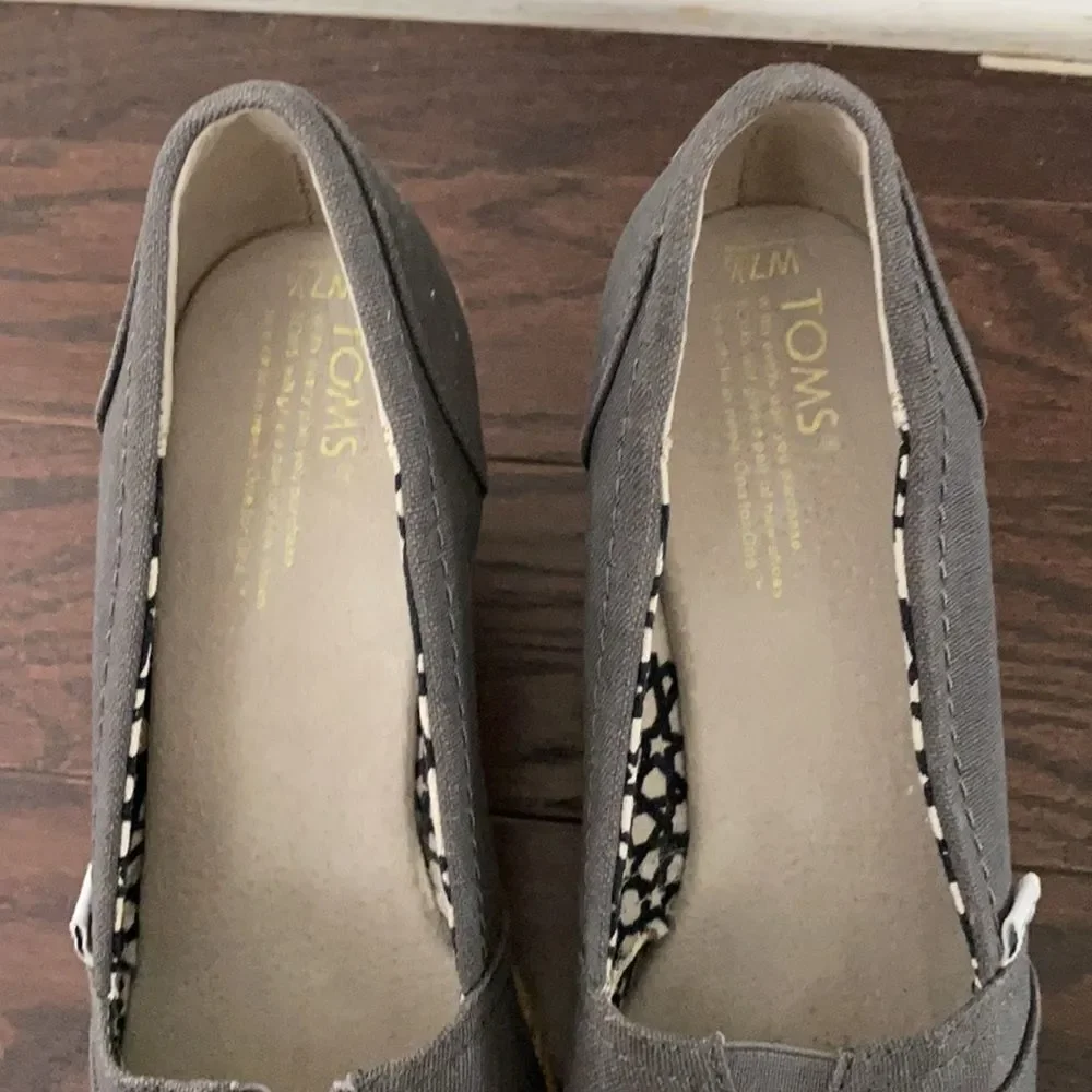 TOMS Calypso Canvas Peep Toe Wedge Espadrille Shoes